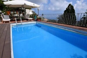 Seasonal outdoor pool - Villa Asia (Massa Lubrense)