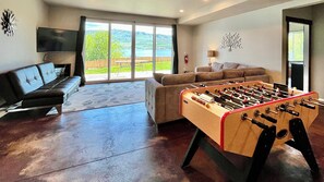 Spielezimmer