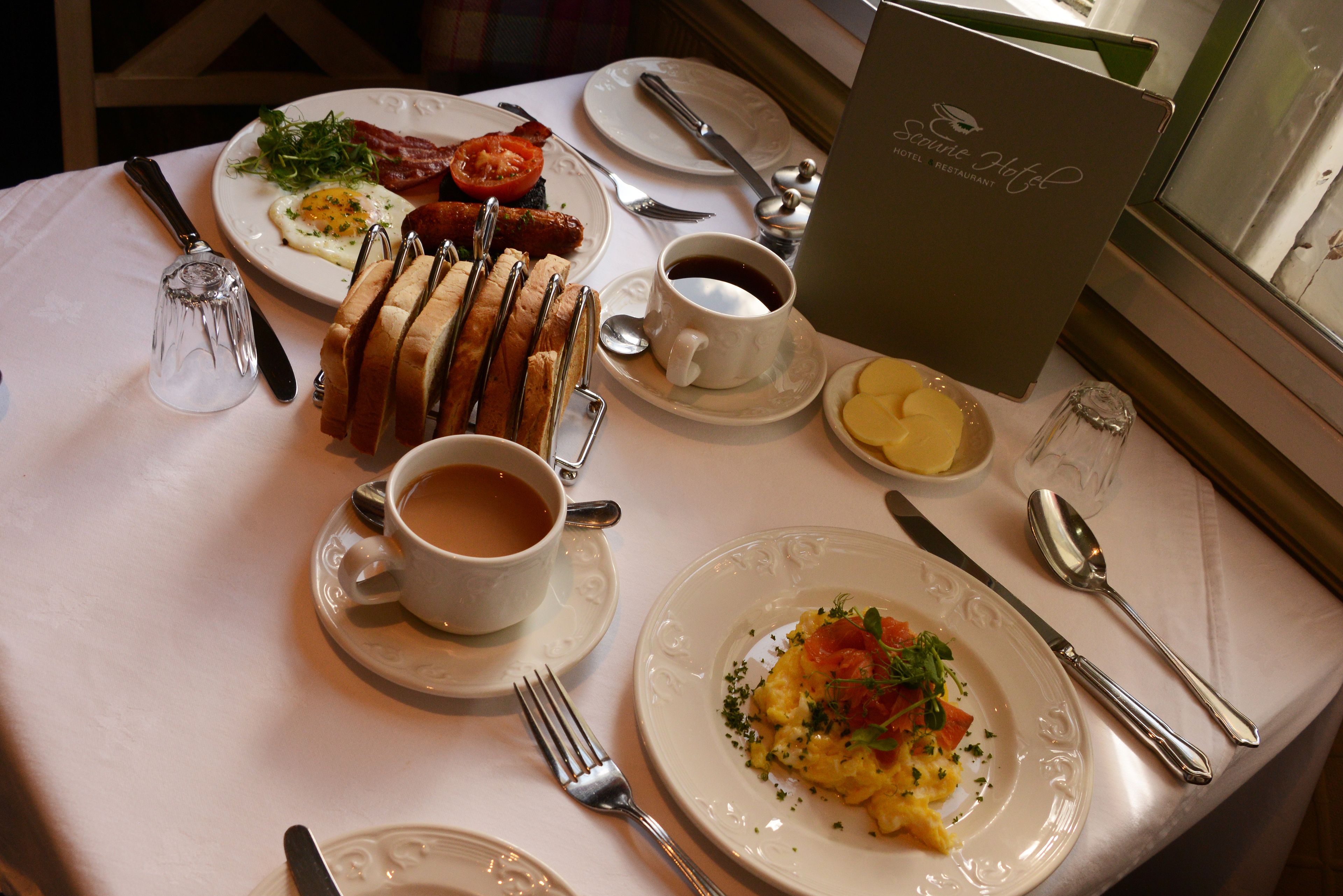 free daily full breakfast