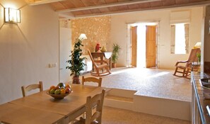 Apartment, 2 Bedrooms, Garden View | Living room - Finca Son Josep de Baix (Manacor)