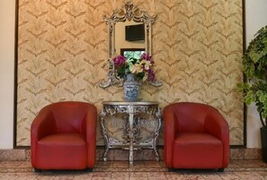 Sala de estar en el lobby