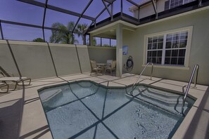 Stadtwohnung, 5 Schlafzimmer, eigener Pool | Eigener Pool