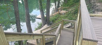 Private Deck on the Guadalupe River!! Start your float on the Horseshoe here!