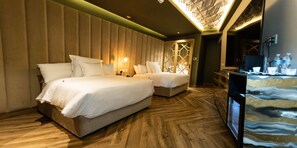 Deluxe Room, 2 Double Beds, Balcony | Egyptian cotton sheets, premium bedding, down comforters - L´Hotel Perla Boutique  (Puebla)