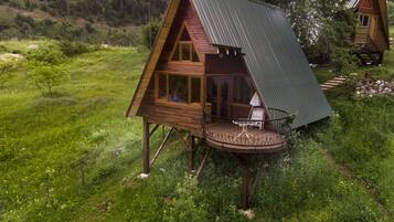 Deluxe Chalet | Front of property