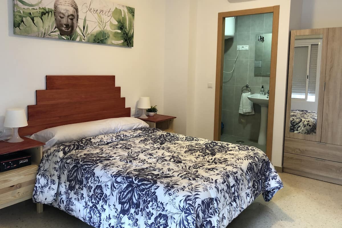 Habitación doble | Cortinas blackout, insonorización, cunas y wifi gratis