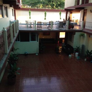 Interior entrance - Hotel Plaza Farallon Acapulco (Acapulco)