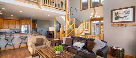 تلفزيون، مدفأة، ألعاب فيديو، مشغل دي في دي