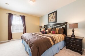 Maison, 6 chambres, piscine privée | 6 chambres, lit de bébé (gratuit), accès au Wi-Fi (inclus)