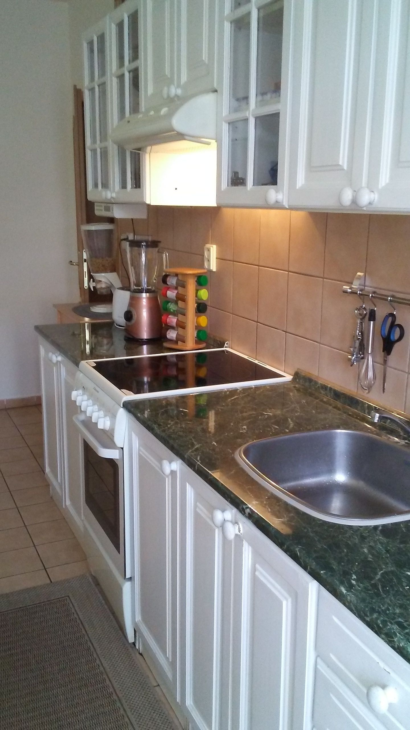 Shared fridge, microwave, oven, stovetop