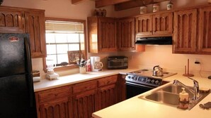 House | Private kitchen - Riverbend_townhouse_07_deluxe (Red River)