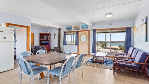 About Windward - Budget Property With Million $ Views