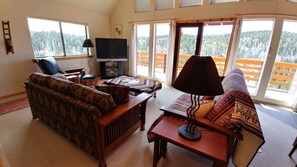 Flat-screen TV, fireplace