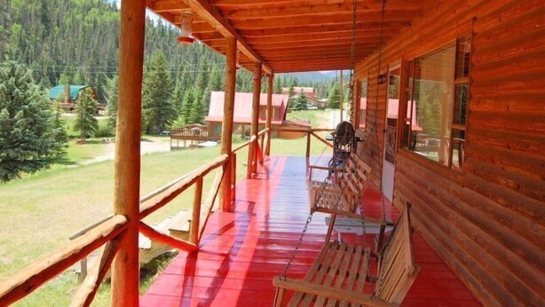 Terrace/patio - Hall`s_harem (Red River)