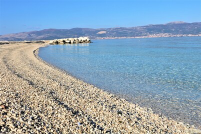 Villa Richi, unique luxury villa with private beach entrance and indoor pool