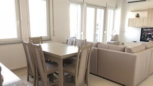 Ảnh chưa phân loại, 5 trong số 20 ảnh, nút