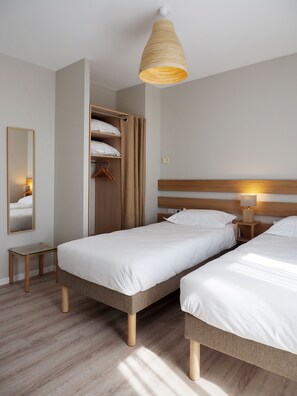 Klassieke tweepersoonskamer, niet-roken, uitzicht op tuin | Luxe beddengoed, geluiddichte muren, beddengoed, rolstoeltoegankelijk