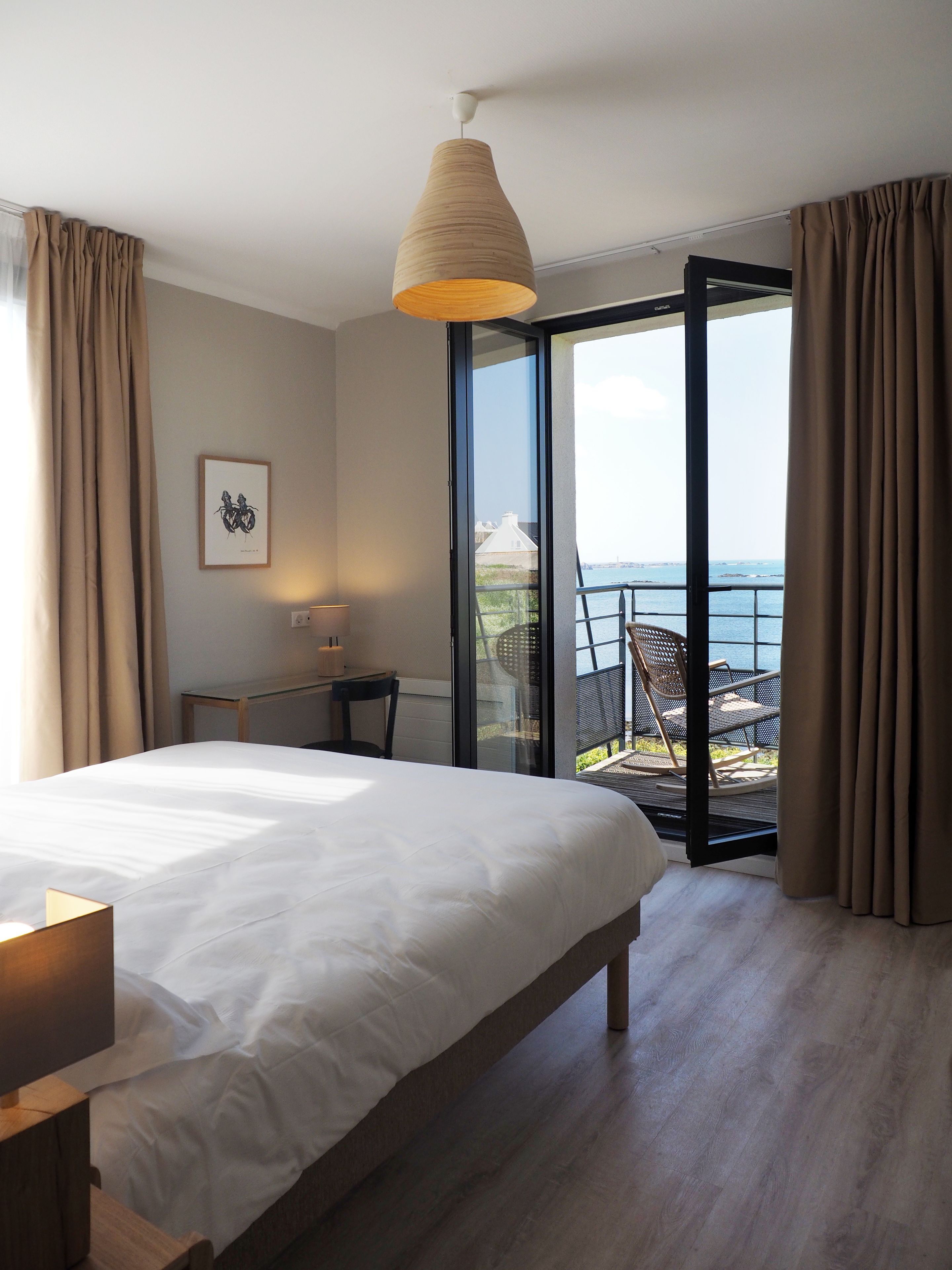 经典双人房, 无烟房, 花园景观 | 高档床上用品、隔音、床单、轮椅无障碍