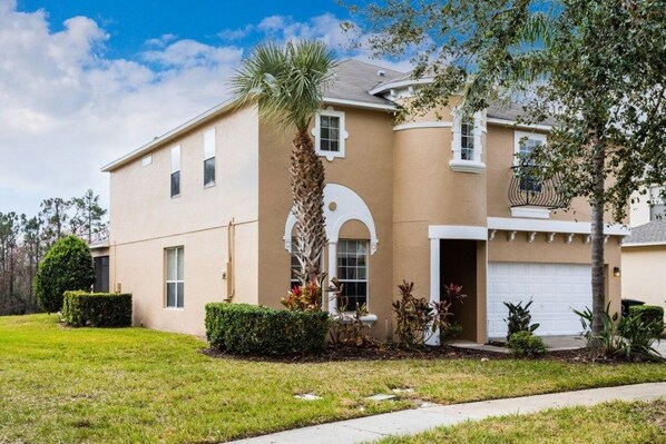 Front of property - 7BR Pool Home Emerald Island by SHV-8567 (Kissimmee)