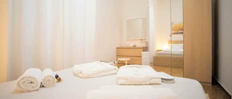City Apartment, 1 Double Bed with Sofa bed, Non Smoking, City View