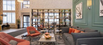 Sandman Signature Sherwood Park Hotel