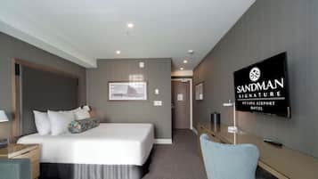 Standard Room, 1 King Bed with Sofa bed | Premium bedding, pillowtop beds, minibar, in-room safe