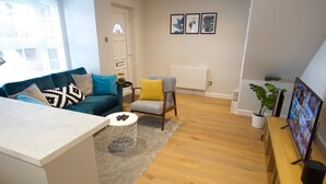 Appartement, 2 chambres | Salle de séjour
