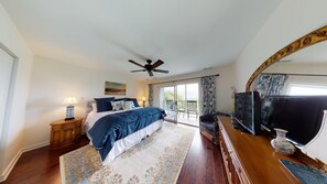 3 Schlafzimmer, Schreibtisch, Bügeleisen/Bügelbrett, kostenloses WLAN