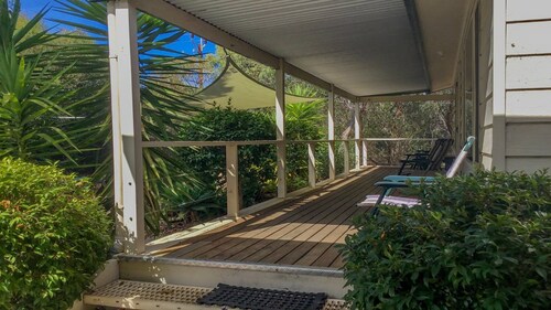 Currawong is a great budget option for your Coffin Bay holiday