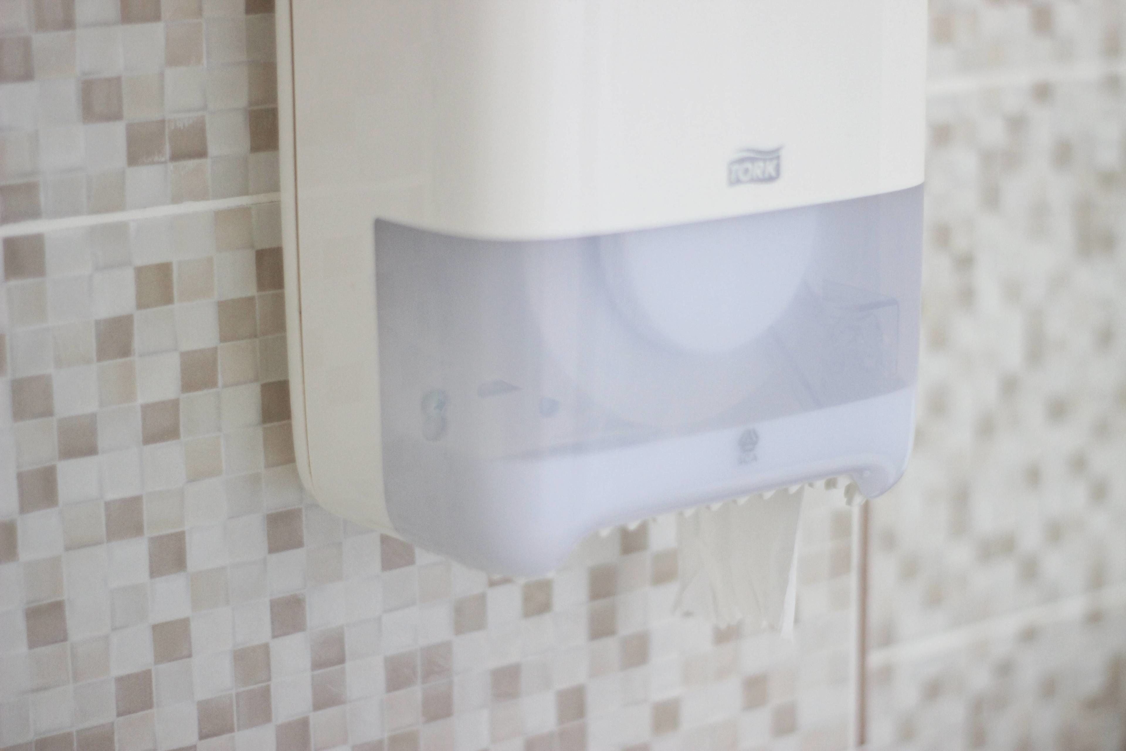 family apartment | bathroom | shower, free toiletries, hair dryer, towels