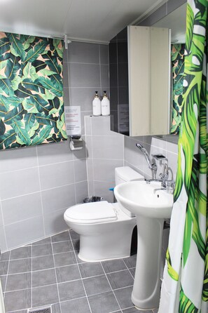 Ferienhaus, 2 Schlafzimmer | Badezimmer