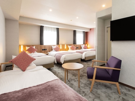 Deluxe Quadruple Room, Non Smoking | In-room safe, desk, free WiFi, bed sheets. ART HOTEL Aomori