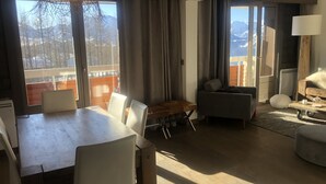 Unclassified image, 3 of 40, button - Alpe d'Huez Large 70 m² apartment at the foot of the slopes with heated pool (Huez)