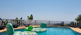 Villa with a privileged panoramic view