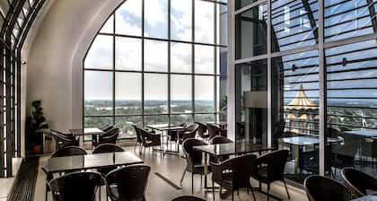 Astana Wing - Riverside Majestic Hotel