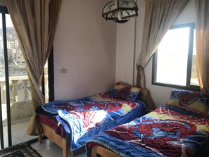 3 bedrooms, individually decorated, individually furnished, desk - Wonderful Apartment (Chanay)