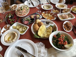 Tempat makan
