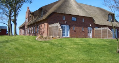 5 star apartment under thatch in a quiet location with a unique view