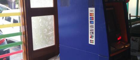 ATM/banking on site