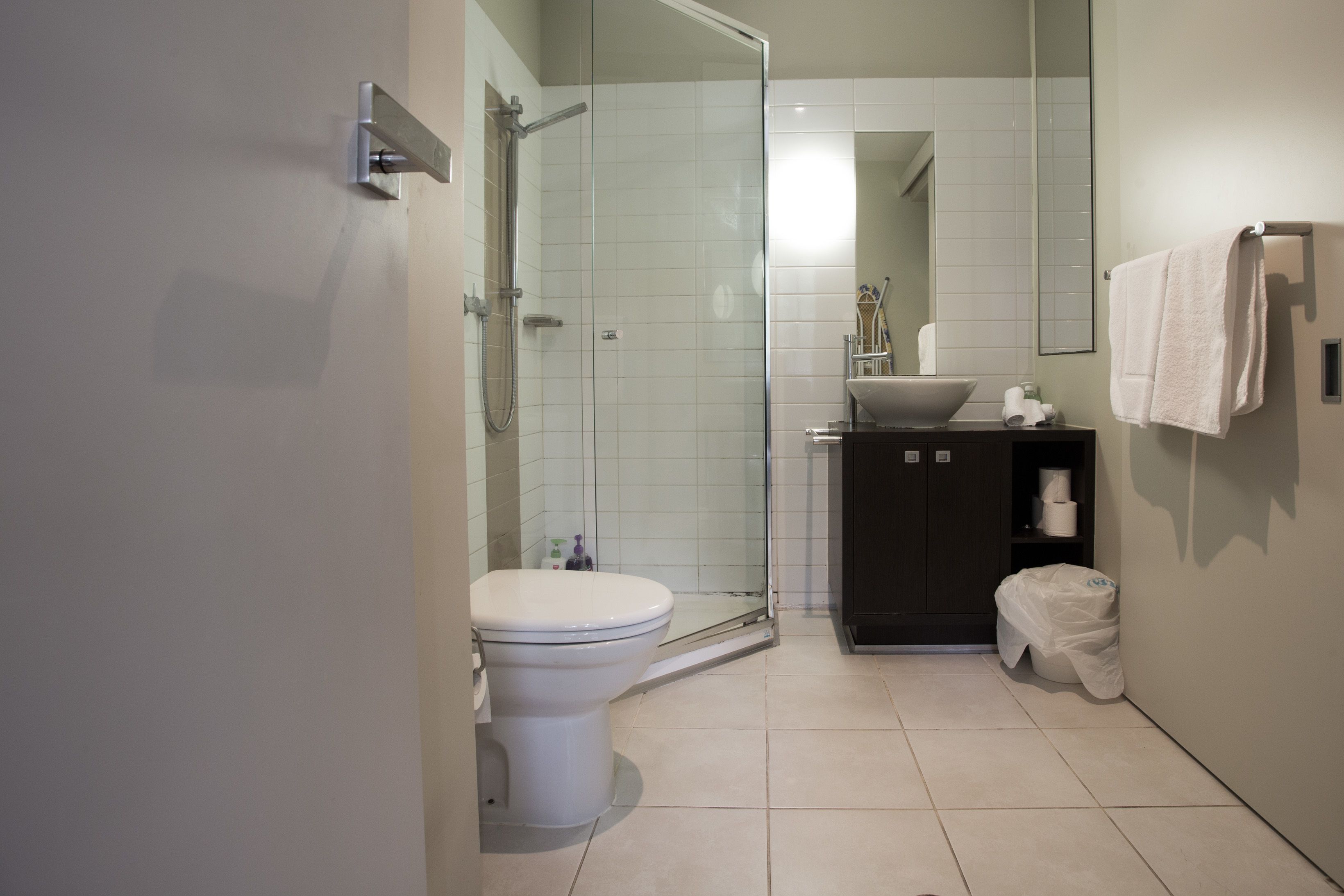 標準公寓, 2 間臥室, 非吸煙房 | 浴室 | 淋浴設備、免費盥洗用品、吹風機、毛巾