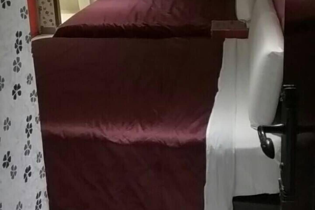Desk, blackout drapes, WiFi (free), bed sheets