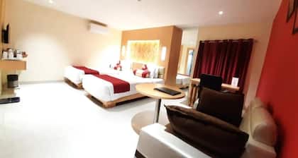 The Red Velvet Hotel