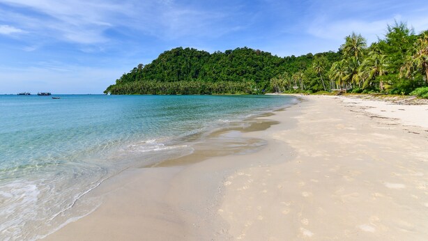 Beach nearby - Escape Life Koh Kood (Ko Kood)