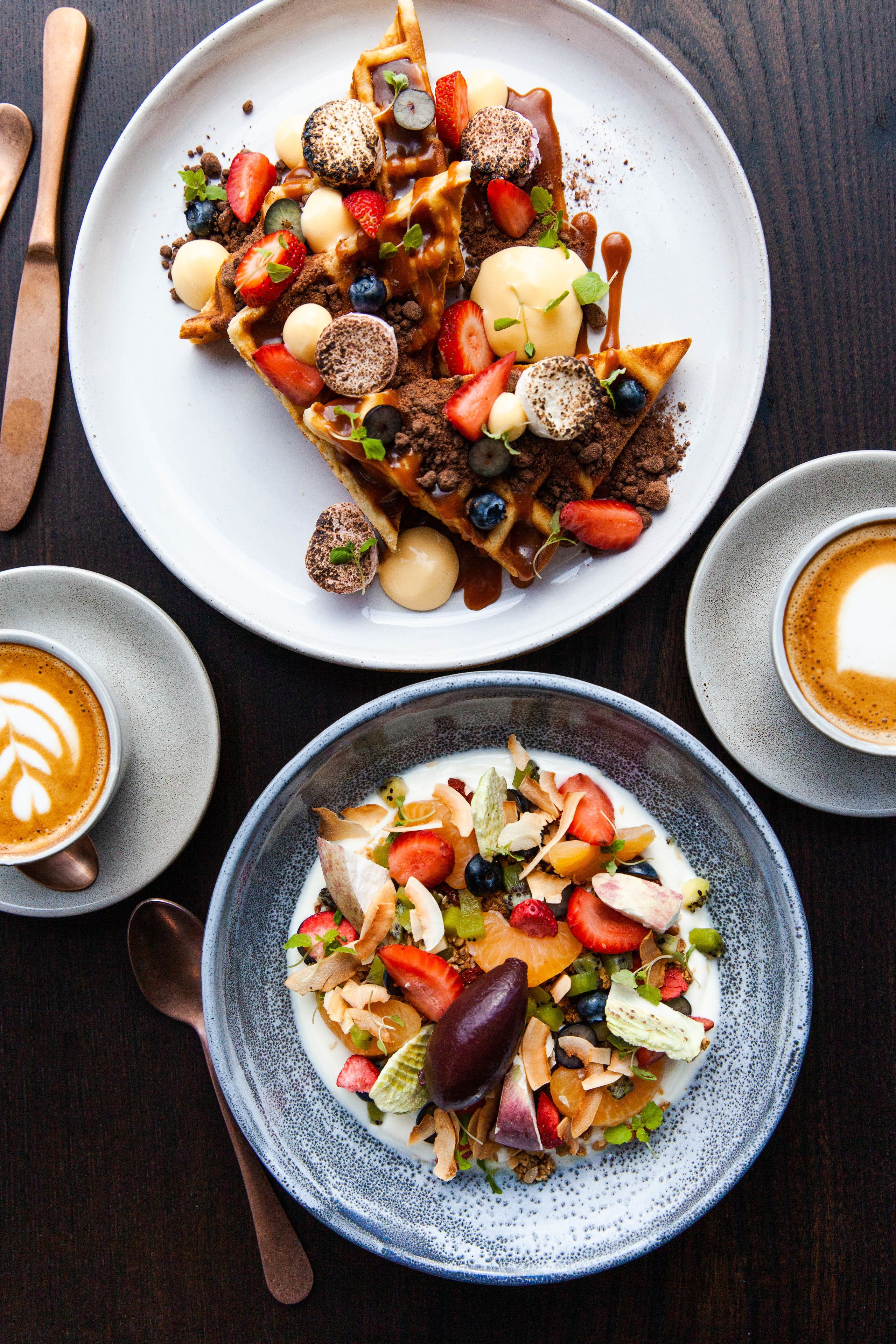 daily cooked-to-order breakfast for a fee