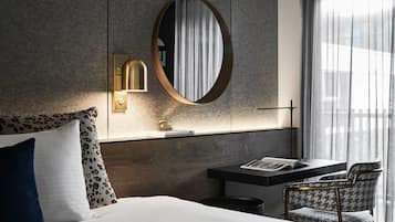 1 chambre, literie de qualité supérieure, couette en duvet d'oie
