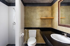 Bruser, gratis toiletartikler, håndklæder