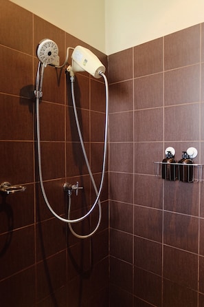 Standard Double Room (C) | Bathroom shower - KOH Living (Bangkok)