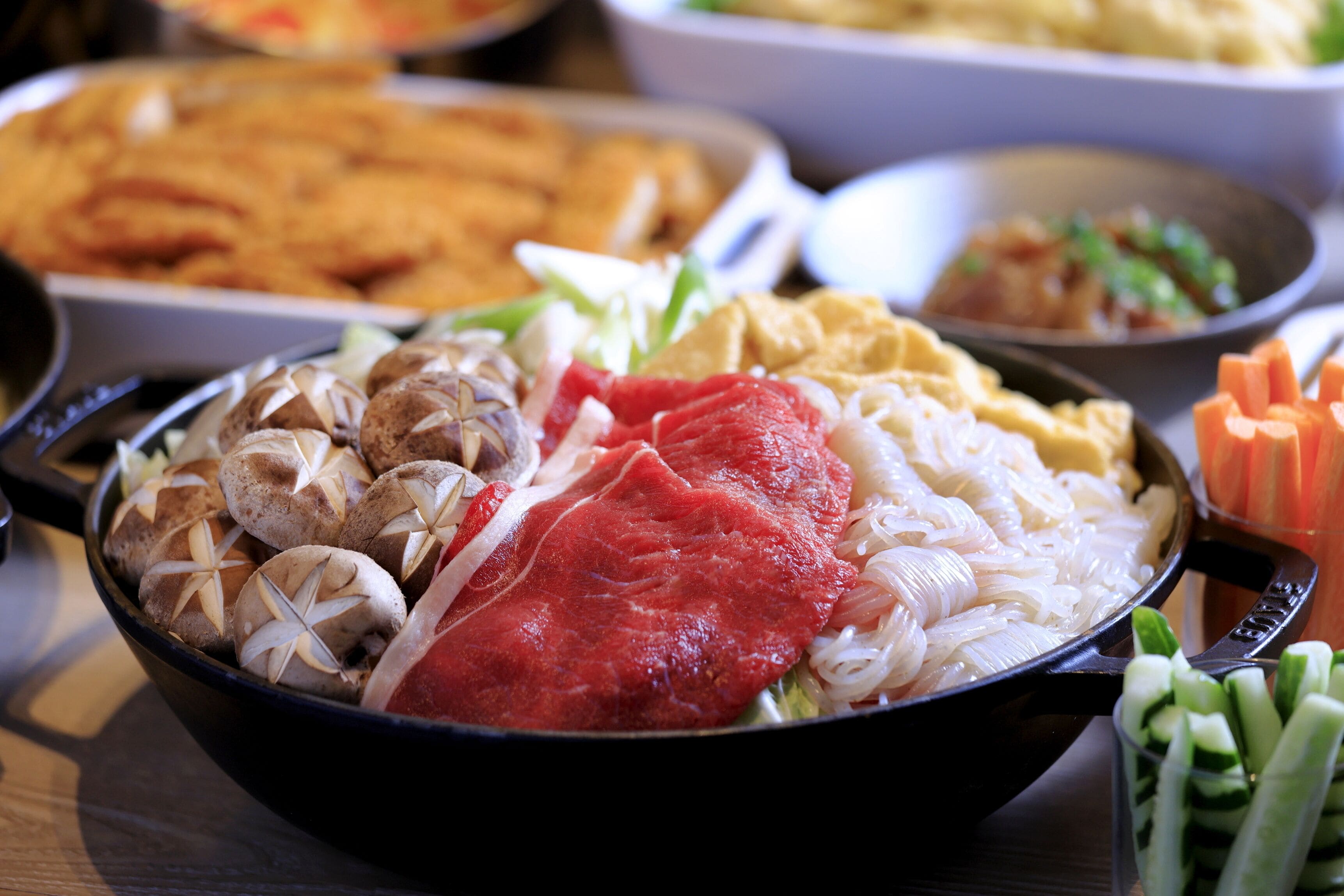 daily buffet breakfast (jpy 1600 per person)