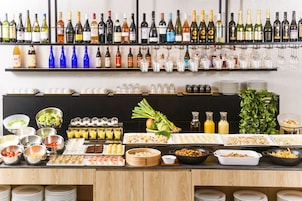 Breakfast, lunch and dinner served