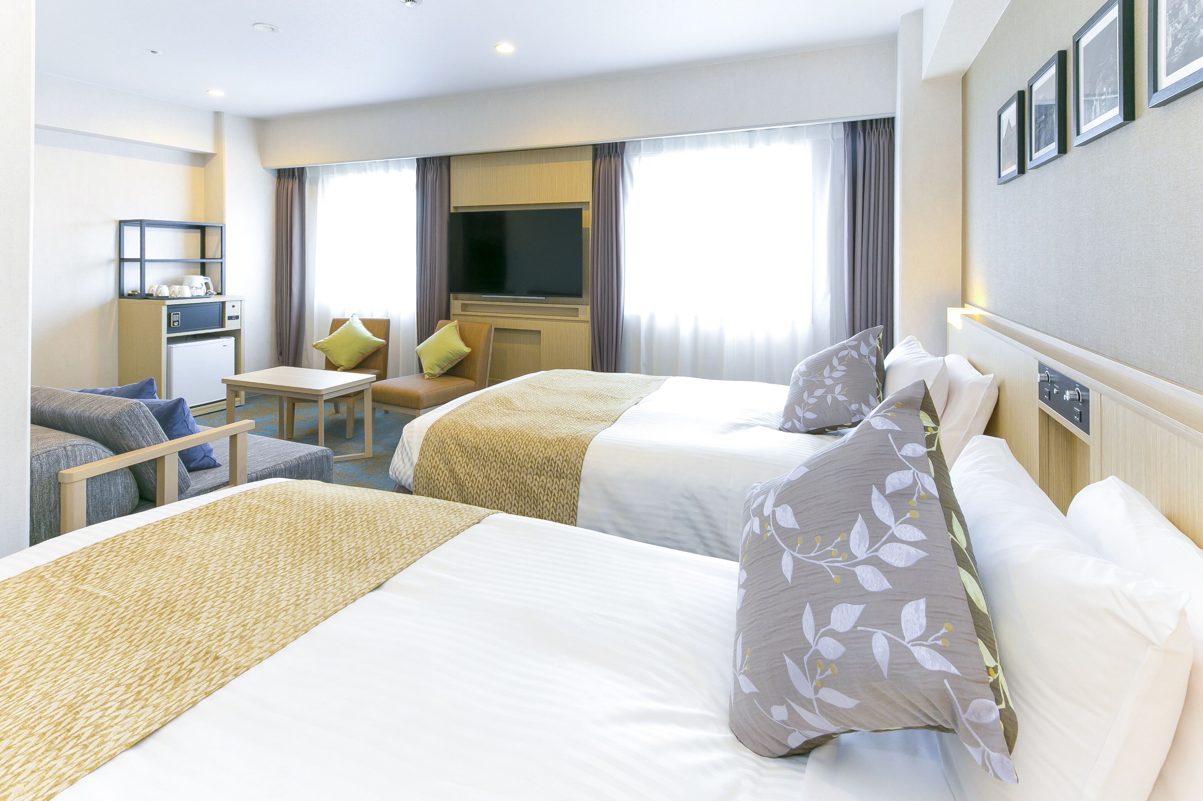 family room (non-smoking) | 1 bedroom, premium bedding, desk, free wifi